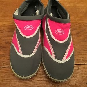 Air Balance Shoes Size 7 New Water Shoes